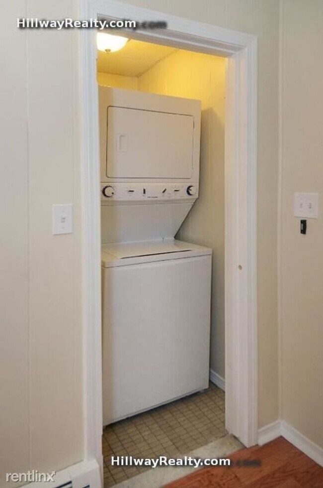 Foto del edificio - Huge 4 bed in Somerville