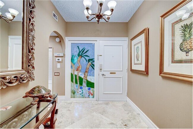 Foto del edificio - 3908 S Ocean Blvd