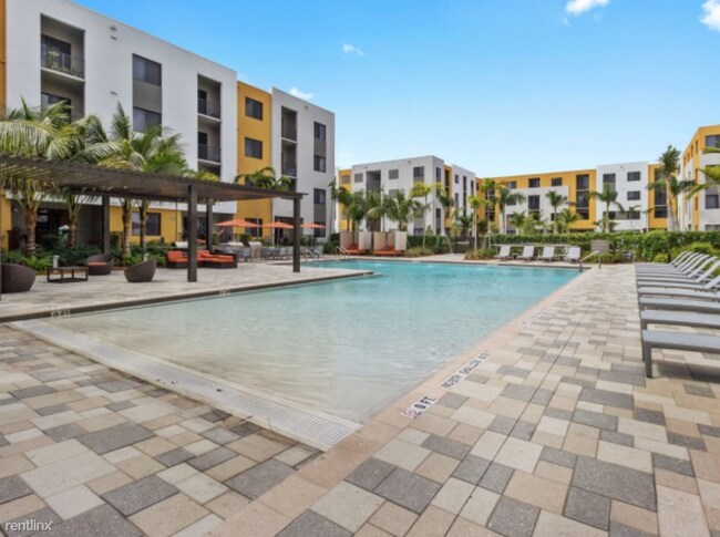 Foto del edificio - 8800 NW 36th St