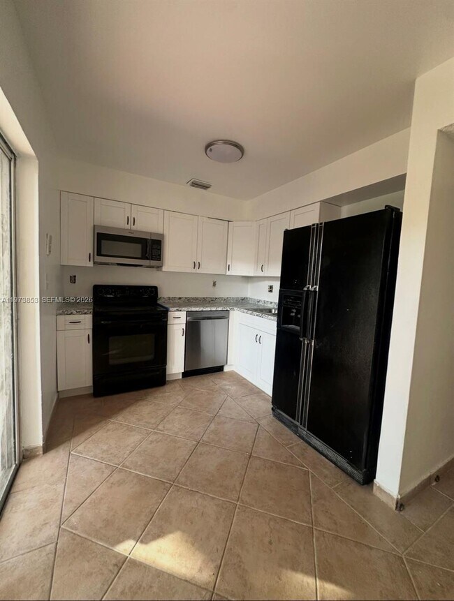 Foto del edificio - 10360 SW 154th Pl