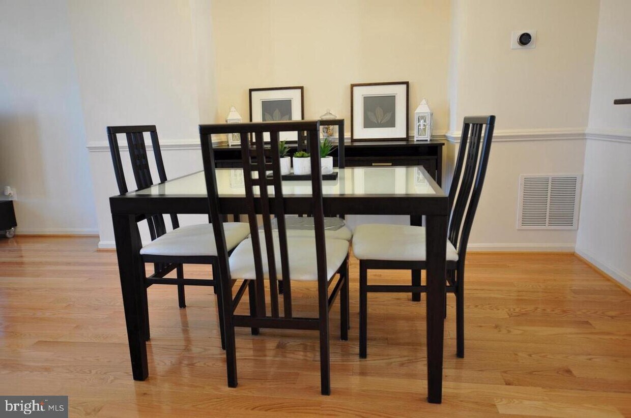 23459 Arora Hills Dr, Clarksburg, MD 20871 Townhome Rentals in