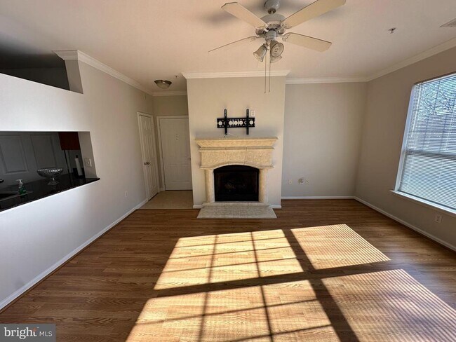 Foto del edificio - 12901 Centre Park Cir