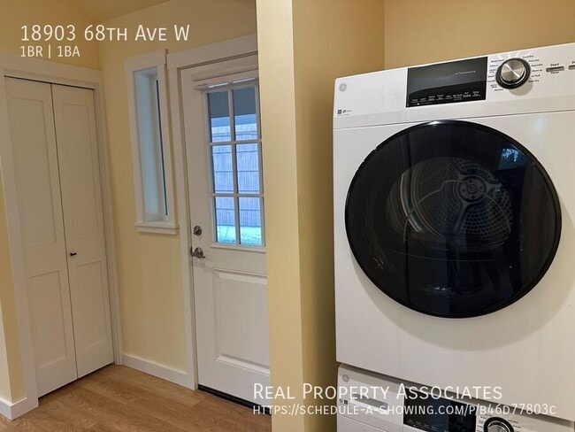 Foto del edificio - 18903 68th Ave W