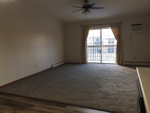 Building Photo - 1610 36th Ave