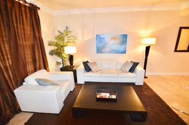 Foto del edificio - Meridian Luxury 1 Bed/1Bath Condo in Resort Style Community.