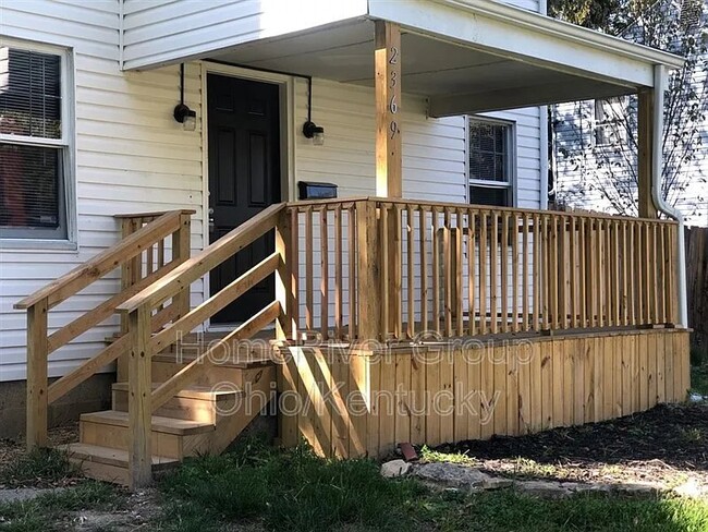 Building Photo - 2369 Taylor Ave