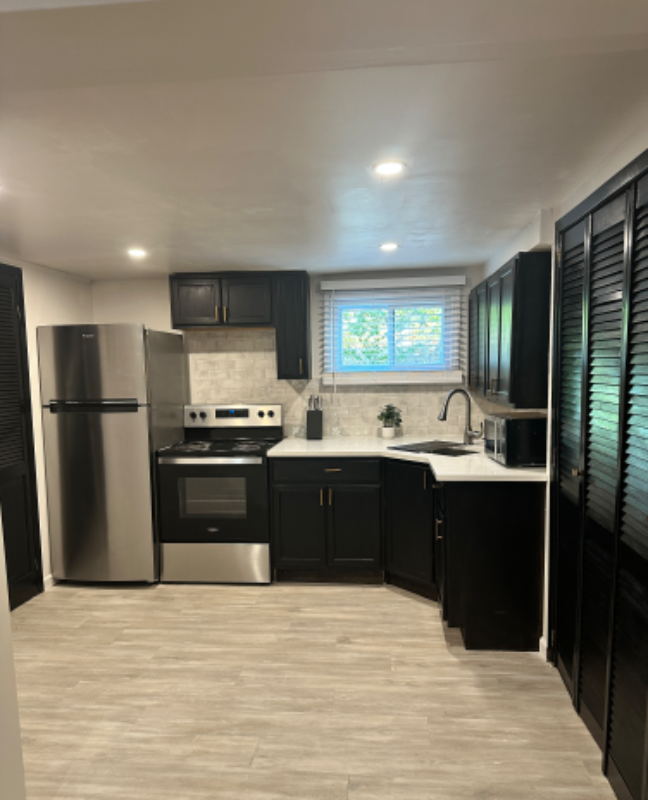 Foto del edificio - 210 Colonial Springs Rd