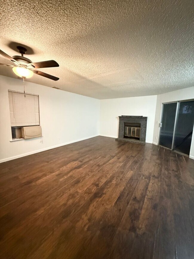 Foto del edificio - Nice 3 bedroom townhouse!
