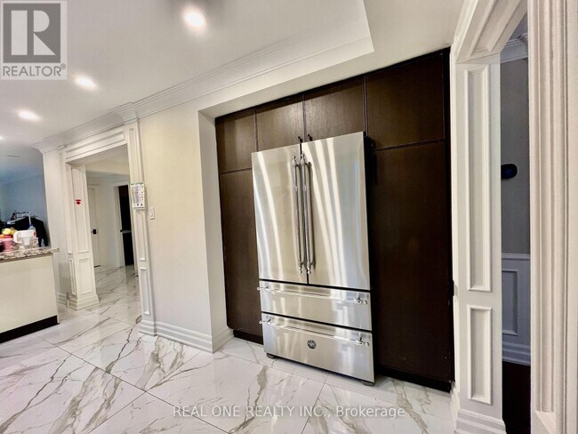 Photo du bâtiment - 271 Lawson St