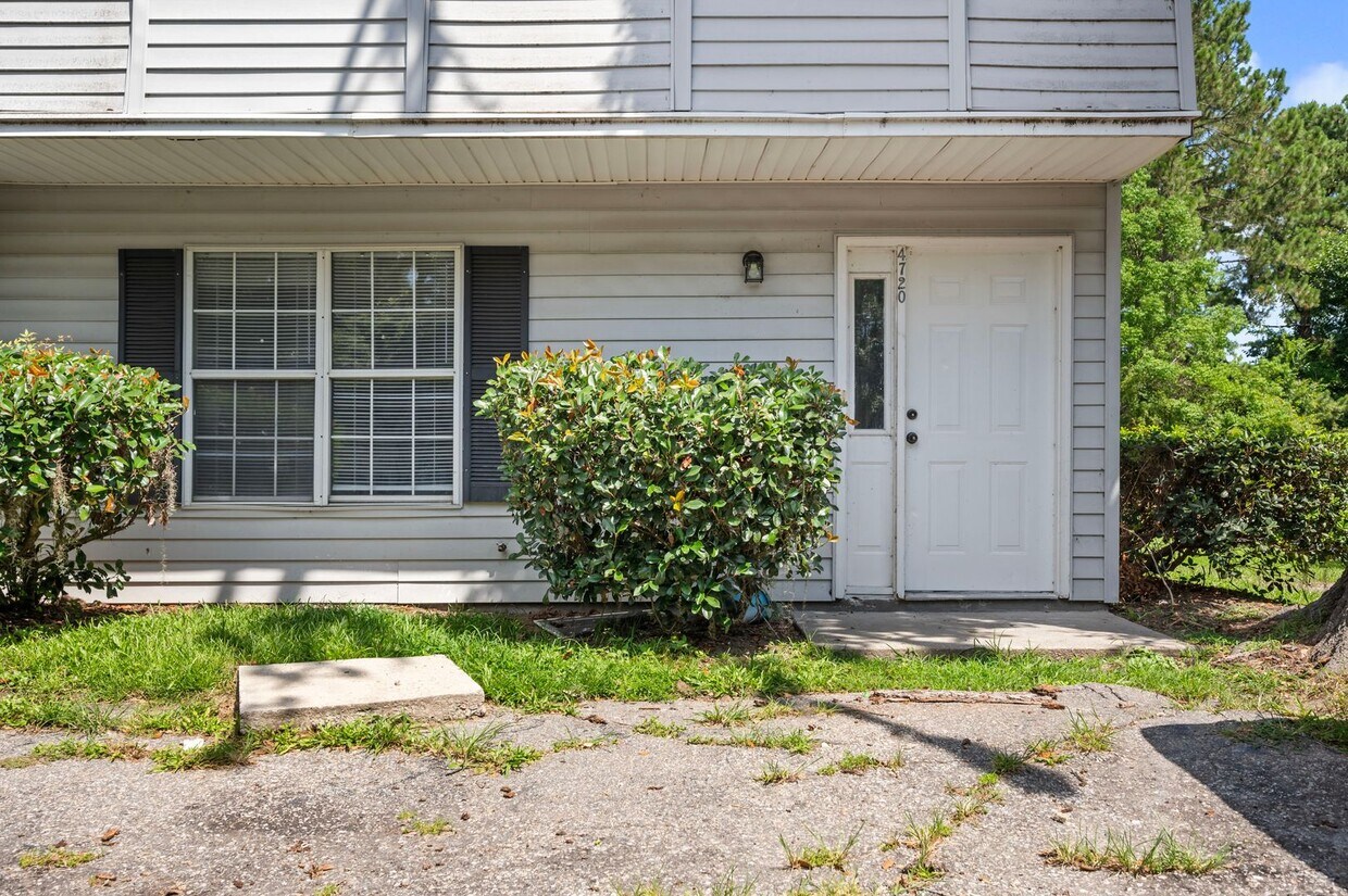 Primary Photo - 3 bedroom townhome available in Whitfield ...