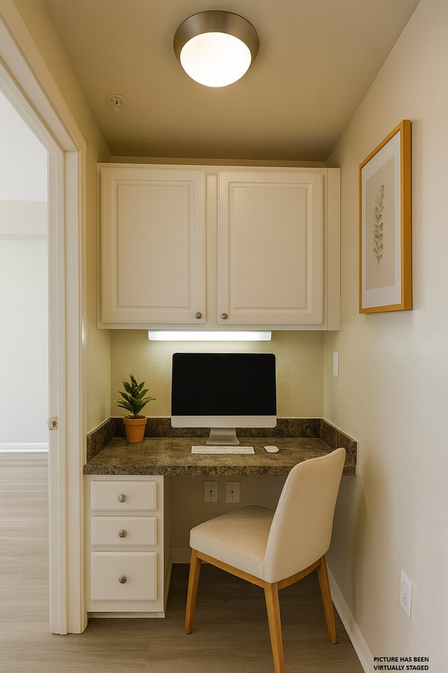 Foto del edificio - 1x1 New Flooring throughout! Spacious and ...