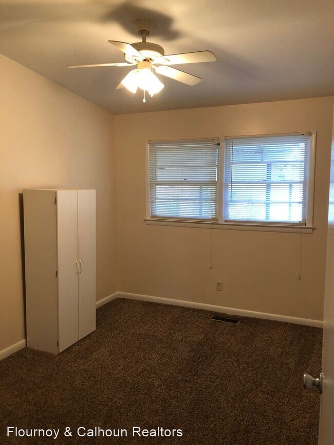 Building Photo - 3 br, 1 bath House - 2184 Lamore Drive