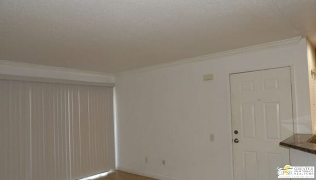 Foto del edificio - 78650 Ave 42 Ave