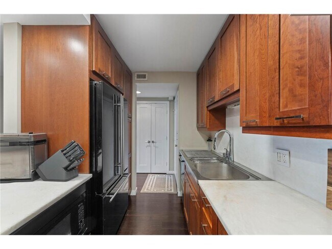 Foto del edificio - 1200 Nicollet Ave