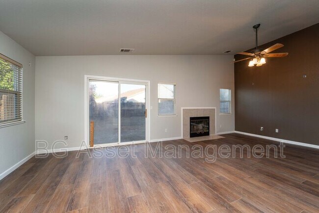 Foto del edificio - 5409 Piute Way