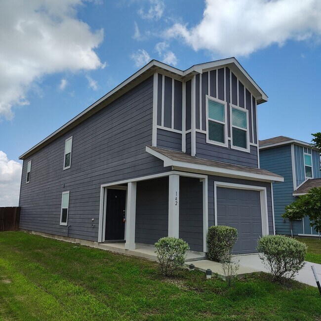 Building Photo - 142 Plumcove Dr