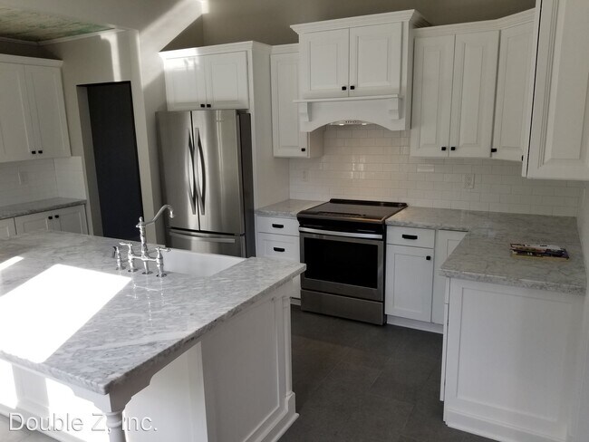 Foto del edificio - 3 br, 2 bath House - 3718 South M  Street