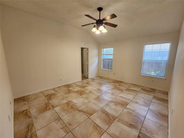 Foto del edificio - 2131 Ridgecliff Dr