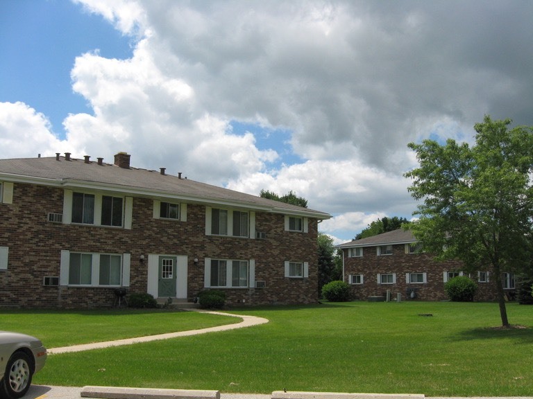 Primary Photo - N59W23310 Clover Dr