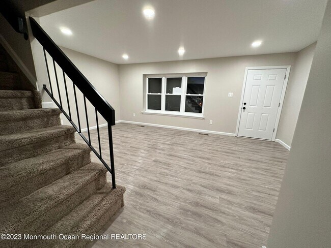 Building Photo - 230 Coventry Dr