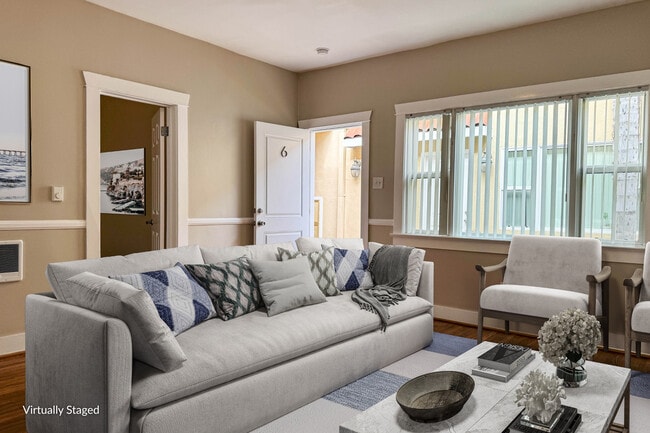 1x1 Living Space - 616 Apartments