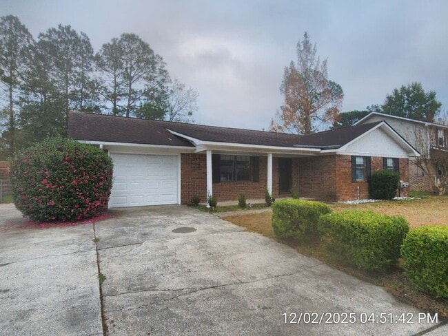 Foto del edificio - 1017 Varnedoe St