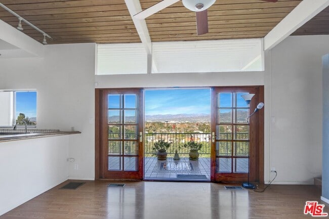 Foto del edificio - 11667 Picturesque Dr