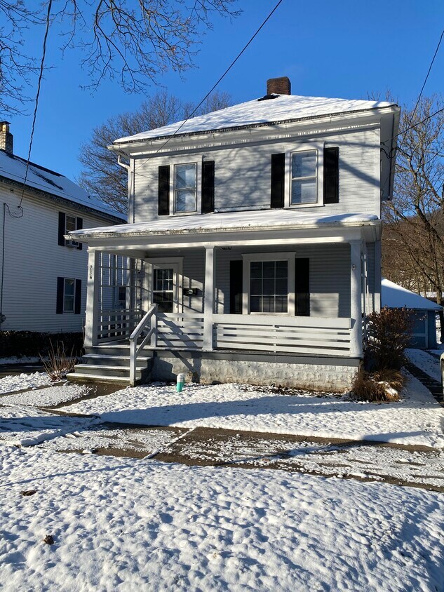 House Front - 234 N 10th St