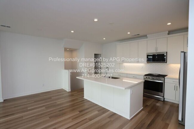 Building Photo - New Construction! 2 Bedroom / 2.5 Bathroom...