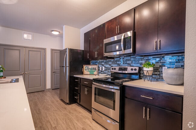 Photo - Altitude, A Prosper Community (Student) Apartments