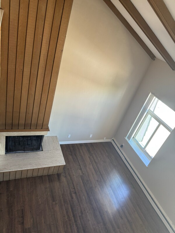 Foto del edificio - 2131 N Summit Ave