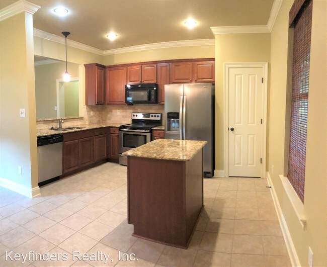 Building Photo - 3 br, 2 bath House - 10415 Grace Ln.
