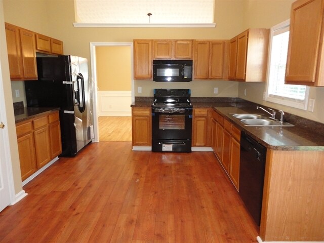 Foto del edificio - 3257 Tuggle Ives Dr