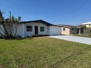 Building Photo - 12633 2nd Isle
