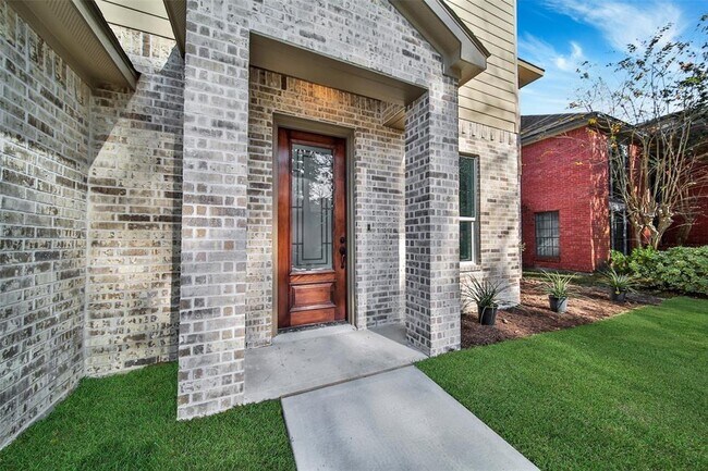 Foto del edificio - 8611 Joggers Ln