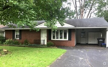 Building Photo - 206 S Travelstead Ln
