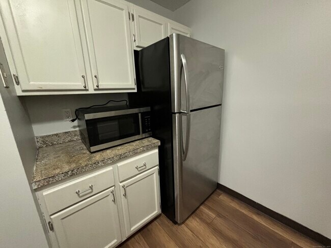 Foto del edificio - 134 Woodland Dr
