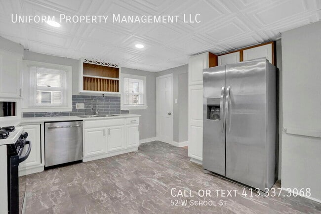 Photo - 52 W School St House