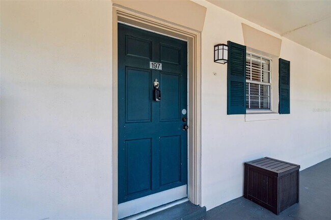 Foto del edificio - 10354 Carrollwood Ln
