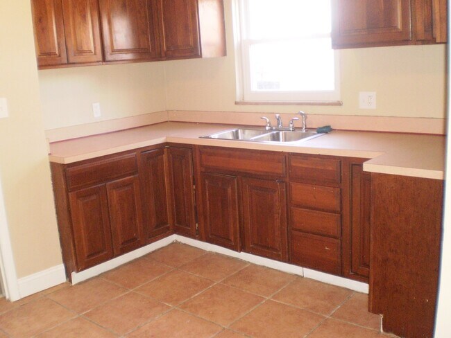 Foto del edificio - 28201 Coolidge Dr