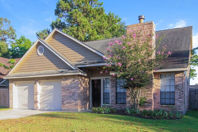 Foto del edificio - 2711 Knollbrook Ln