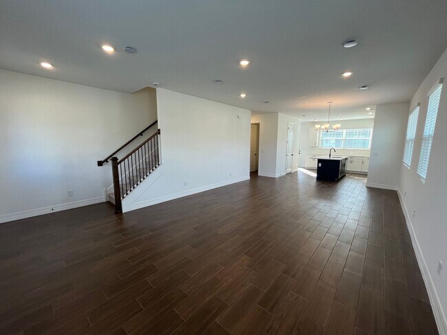 Foto del edificio - Just Built in Winter Garden! Stunning 3BR Townhome with Designer Layout