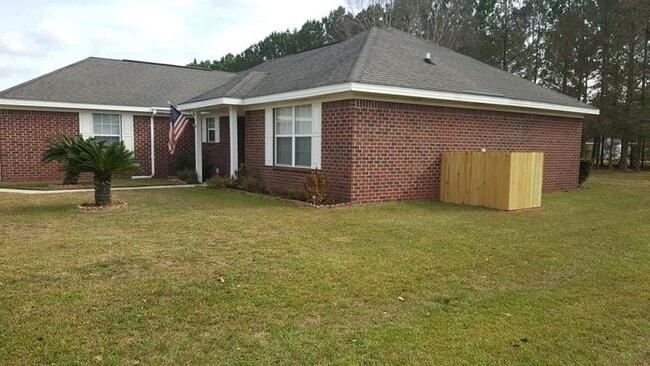 Foto del edificio - 502 Meadow Ln