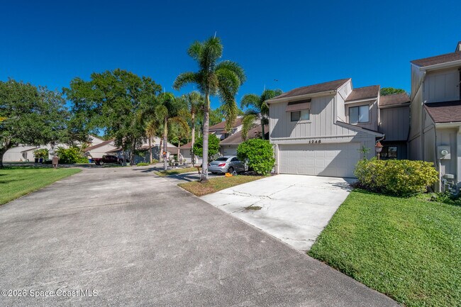 Foto del edificio - 1248 Admiralty Blvd
