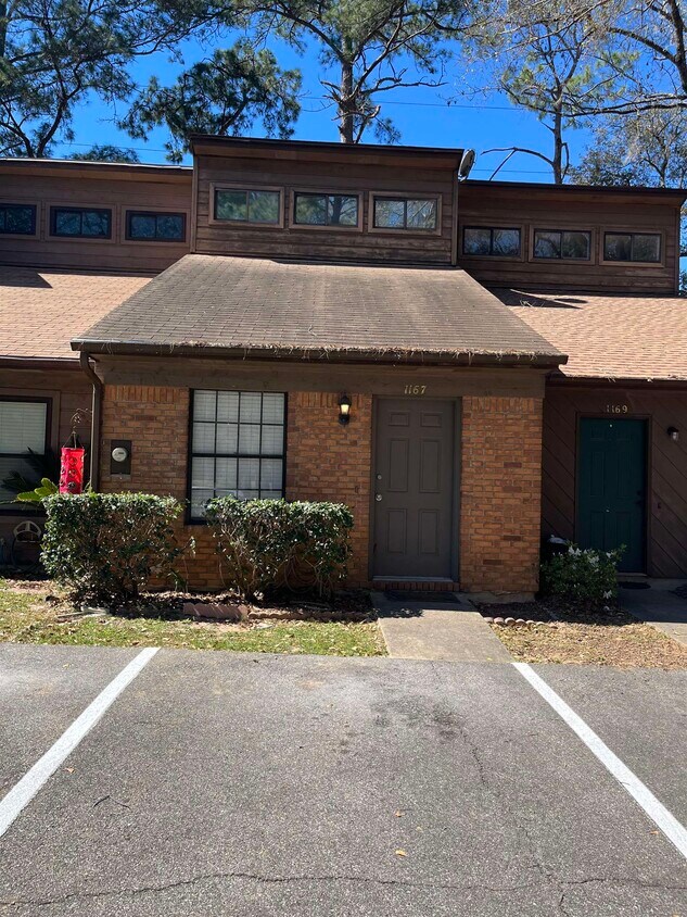 1167 Ocala Rd, Tallahassee, FL 32304 Townhome Rentals in Tallahassee