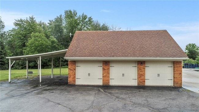 Building Photo - 33 S Oviatt St