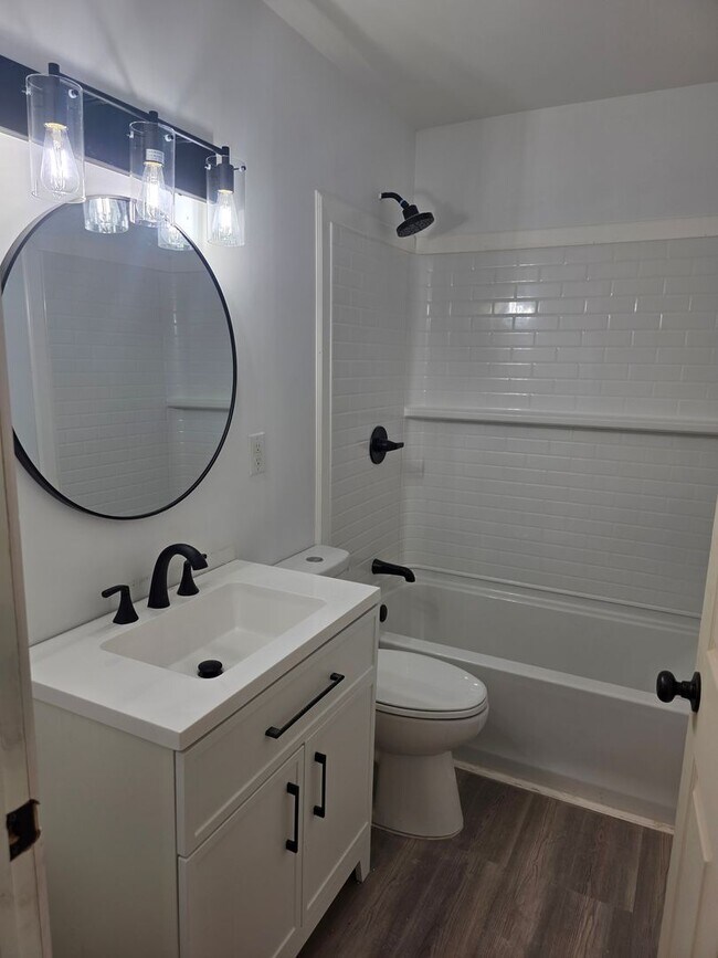 Foto del edificio - Accepting Section 8 – 3-Bedroom, 1-Bathroom Home – $1,425/Month