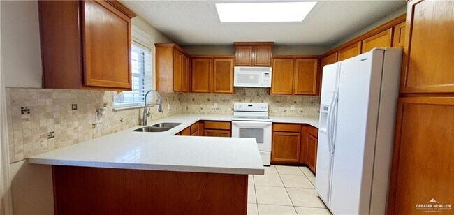 Foto del edificio - 2316 E 20th St