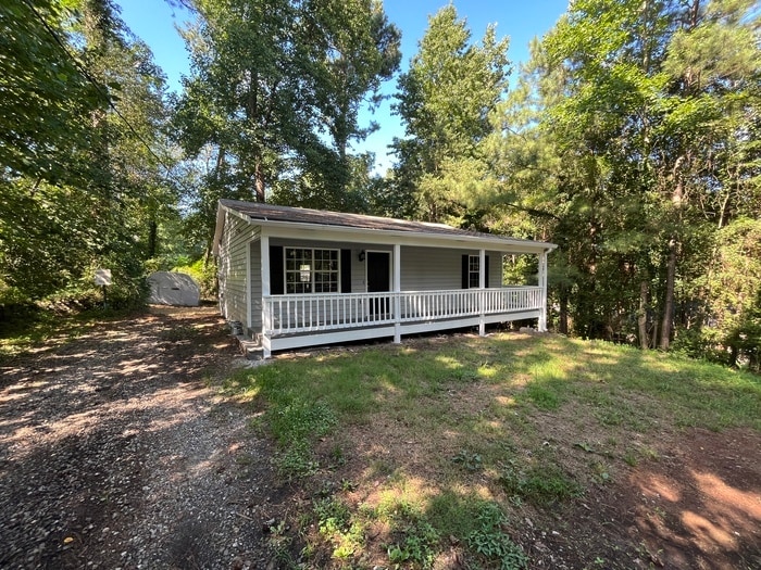 Building Photo - Location! Location! Rent Ready!