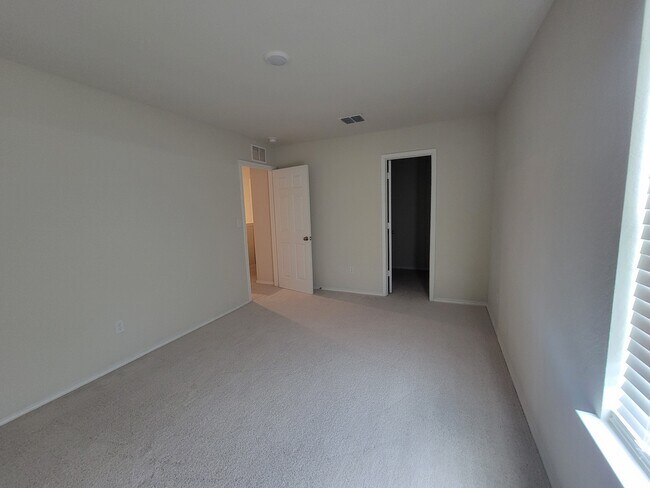 Building Photo - 7106 Whipsaw Pt